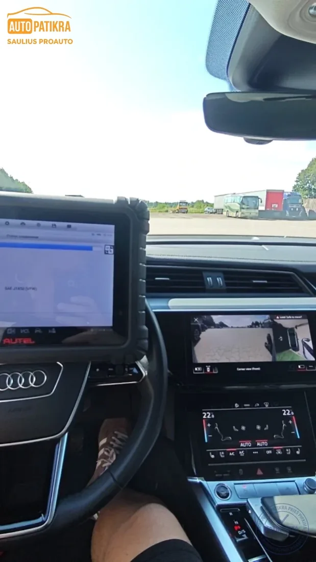 Audi e-tron kompiuterinė diagnostika salone