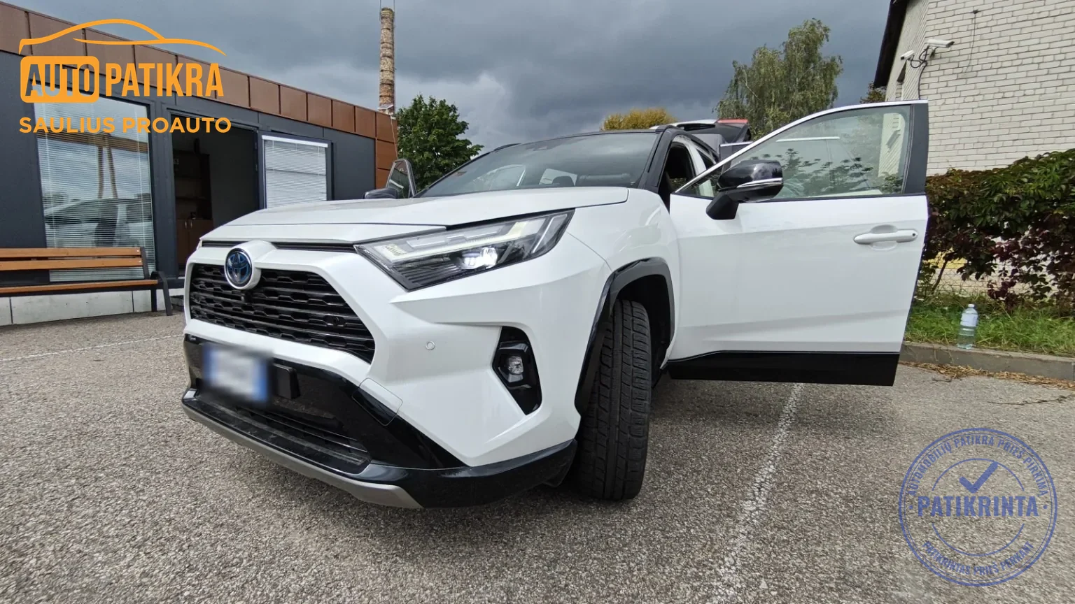 Toyota RAV4 Hybrid 2023 – перевірка авто