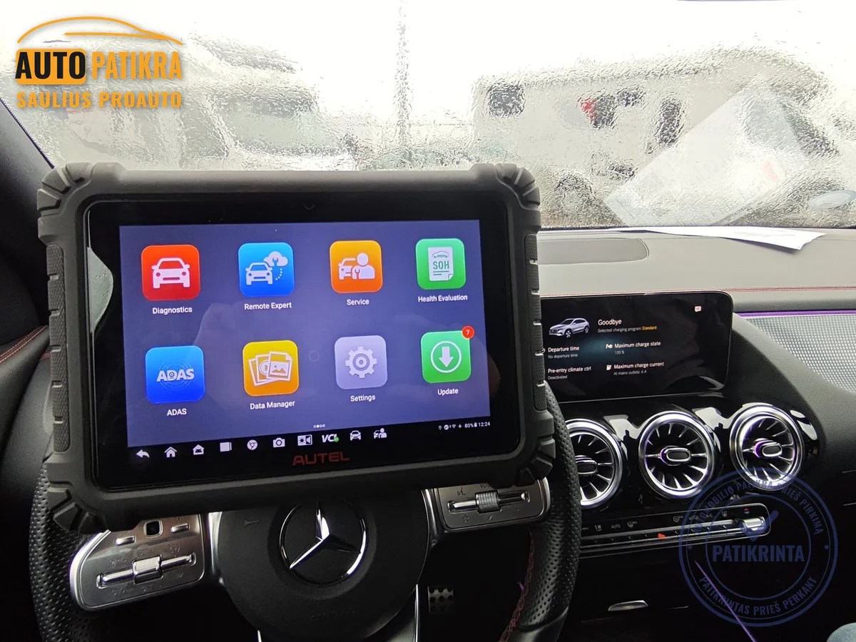 Start of the SOH test – Autel tablet connected to a Mercedes-Benz EQA